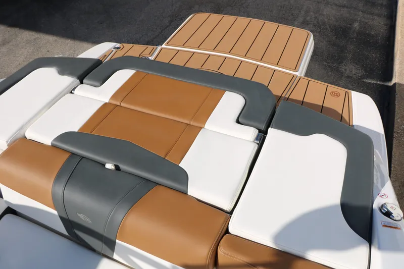 Slide: The Image of Chaparral 23 SSi 2025 - 29