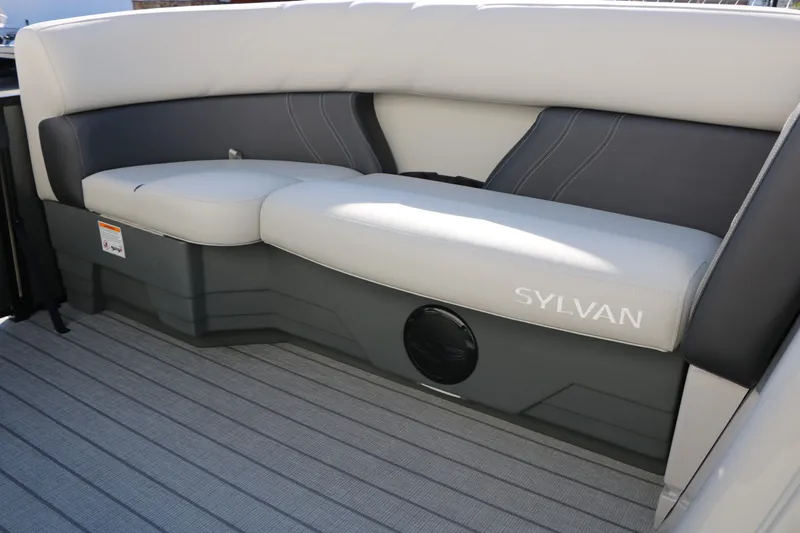 Slide: The Image of Sylvan Mirage 820 Party Fish Tri Toon 2026 - 13