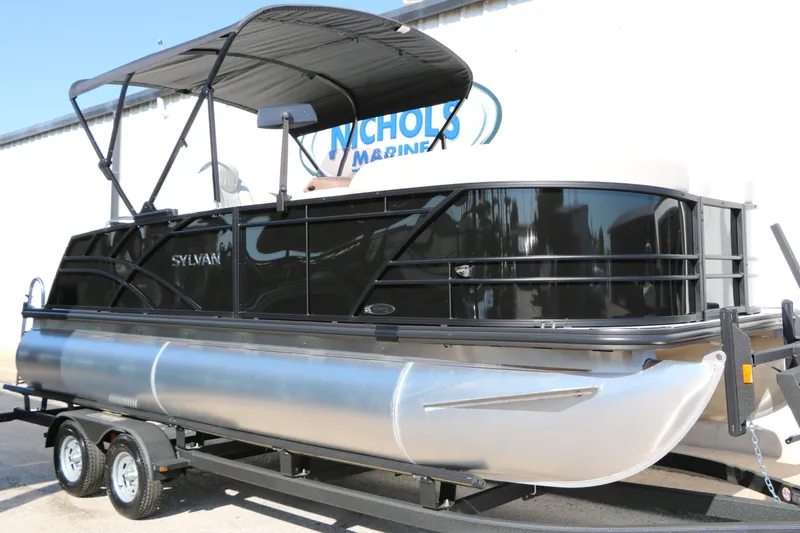 Slide: The Image of Sylvan Mirage 820 CLZ DH Tri Toon 2026 - 3