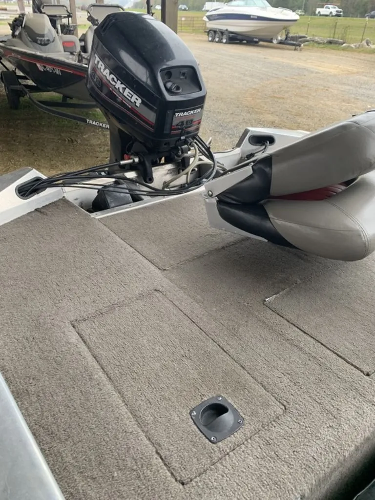 Slide: The Image of Tracker PT 175 2003 - 3