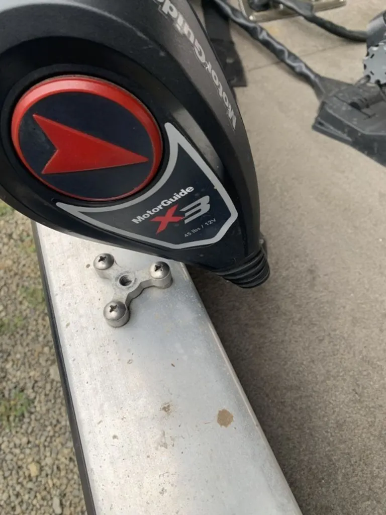 Slide: The Image of Tracker PT 175 2003 - 5