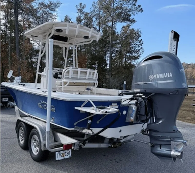 Slide: The Image of Sea Chaser 23FX 2021 - 2