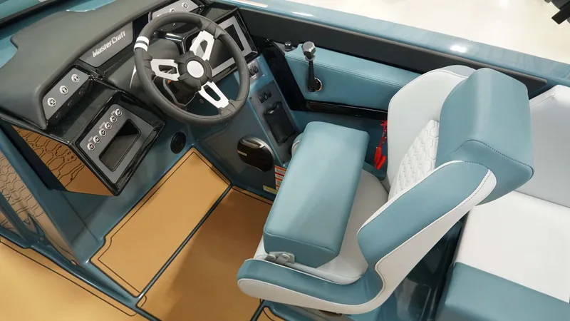 Slide: The Image of MasterCraft NXT22 2026 - 17