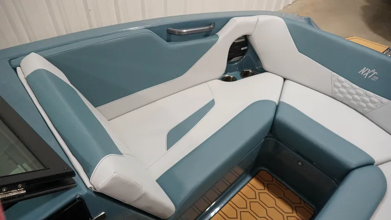 Slide: The Image of MasterCraft NXT22 2026 - 24