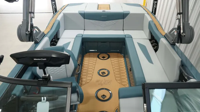 Slide: The Image of MasterCraft NXT22 2026 - 29