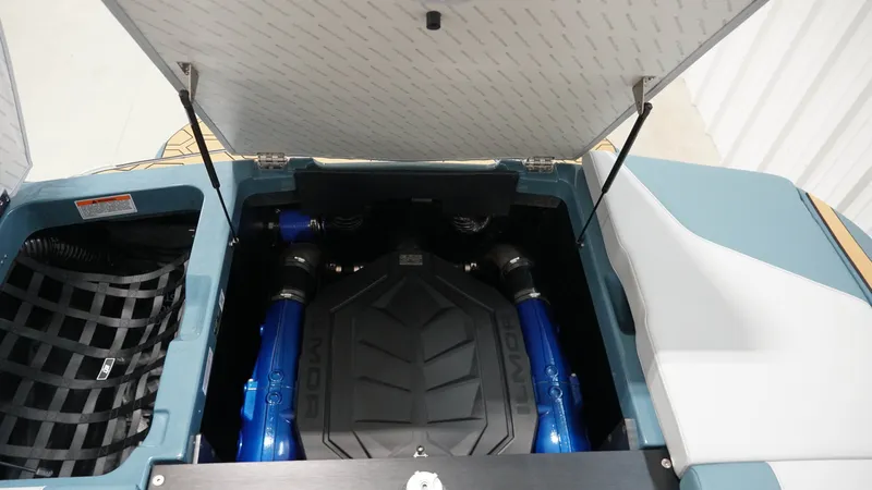 Slide: The Image of MasterCraft NXT22 2026 - 38