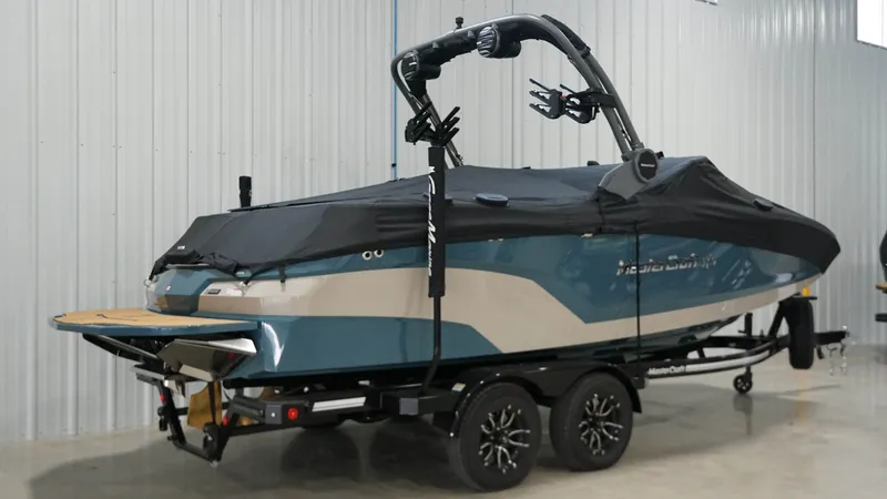 Slide: The Image of MasterCraft NXT22 2026 - 44