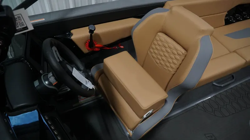 Slide: The Image of MasterCraft NXT24 2026 - 36