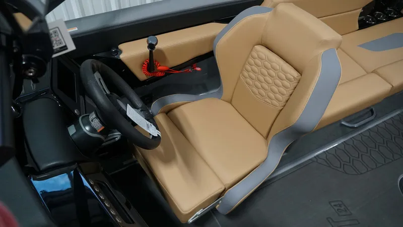 Slide: The Image of MasterCraft NXT24 2026 - 37