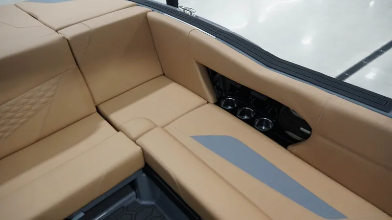 Slide: The Image of MasterCraft NXT24 2026 - 39