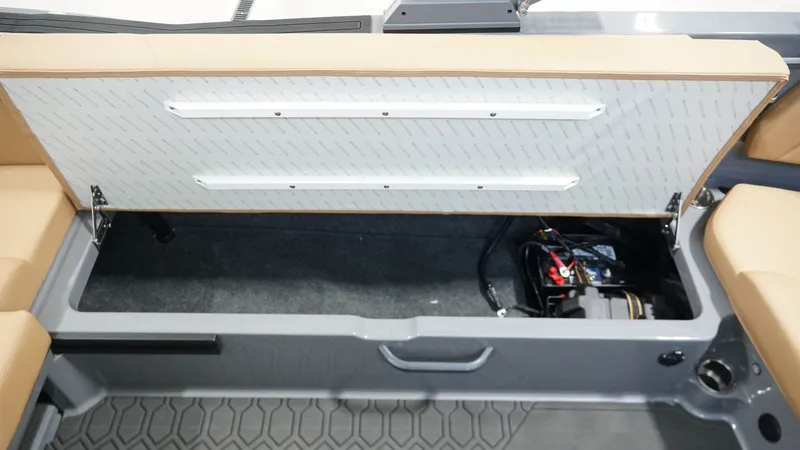 Slide: The Image of MasterCraft NXT24 2026 - 41