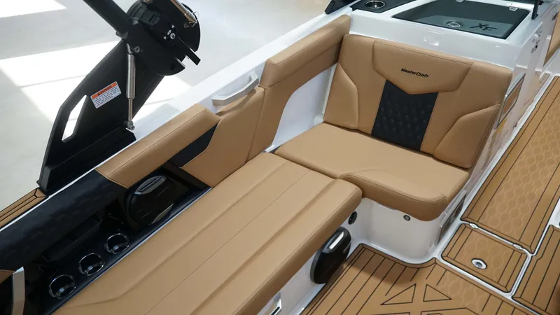 Slide: The Image of MasterCraft XT22 2026 - 14
