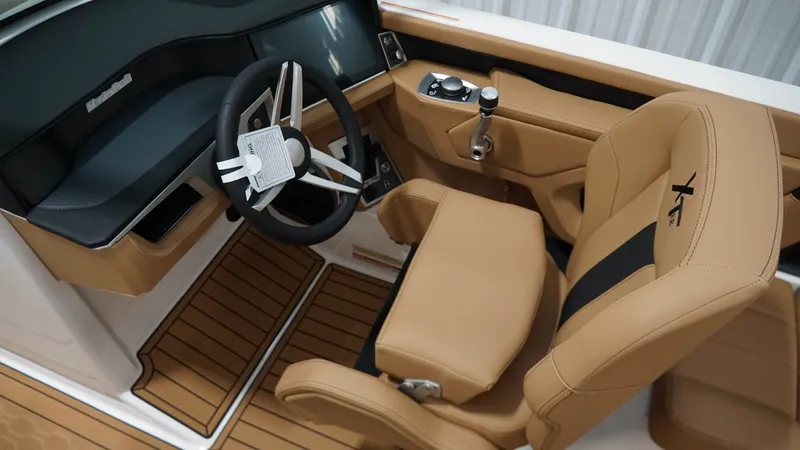 Slide: The Image of MasterCraft XT22 2026 - 17