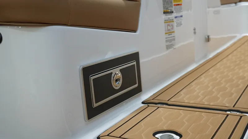 Slide: The Image of MasterCraft XT22 2026 - 23