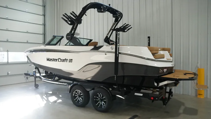 Slide: The Image of MasterCraft XT22 2026 - 3