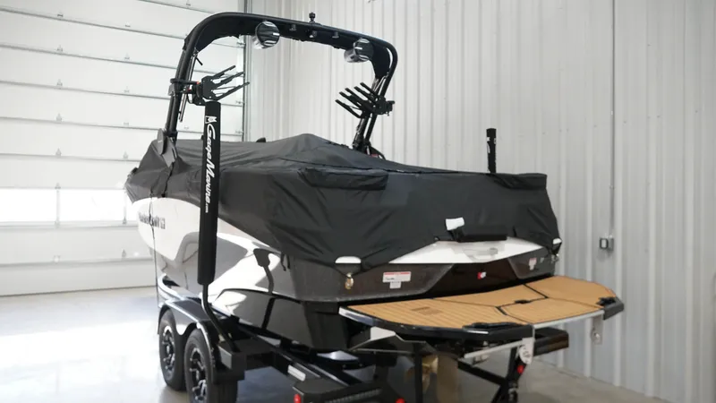 Slide: The Image of MasterCraft XT22 2026 - 52