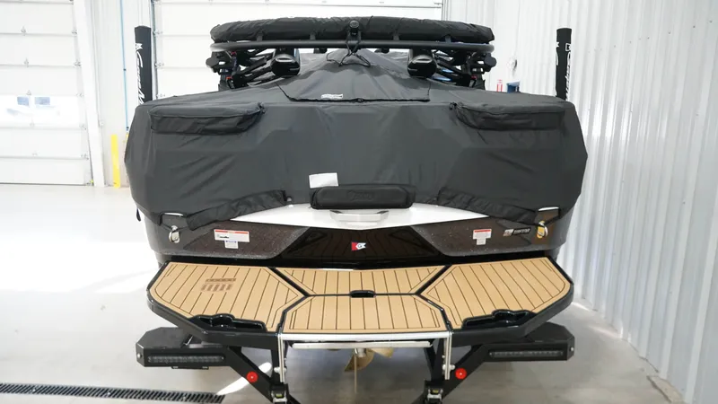 Slide: The Image of MasterCraft XT22 2026 - 53