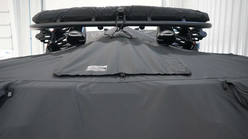 Slide: The Image of MasterCraft XT22 2026 - 54