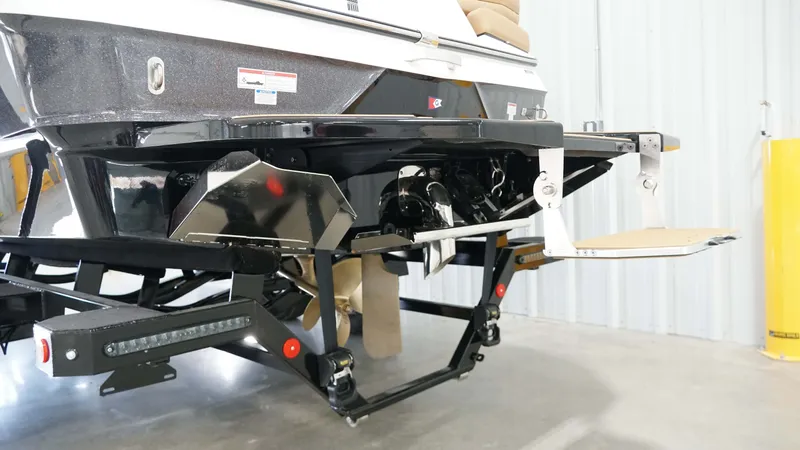 Slide: The Image of MasterCraft XT22 2026 - 6