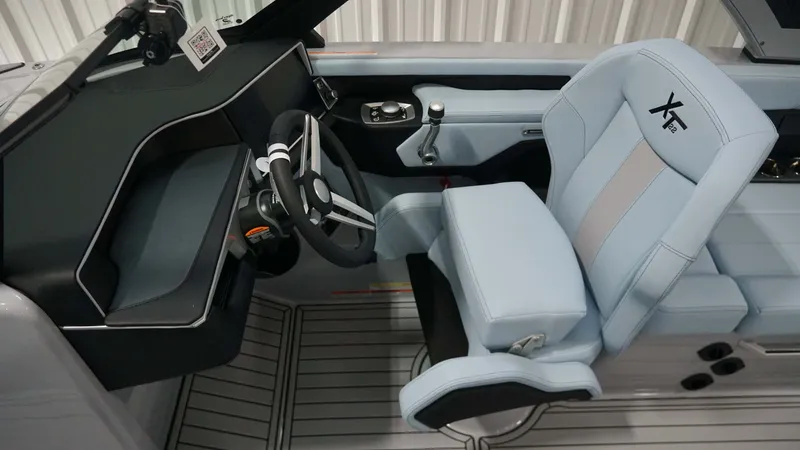 Slide: The Image of MasterCraft XT22 2026 - 18