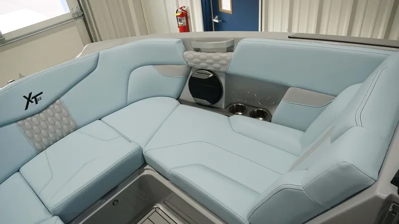 Slide: The Image of MasterCraft XT22 2026 - 24