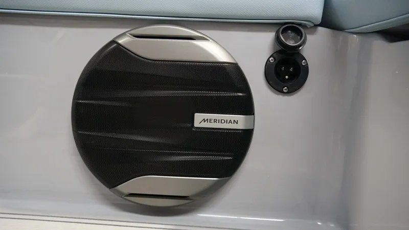 Slide: The Image of MasterCraft XT22 2026 - 37