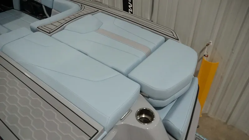 Slide: The Image of MasterCraft XT22 2026 - 7