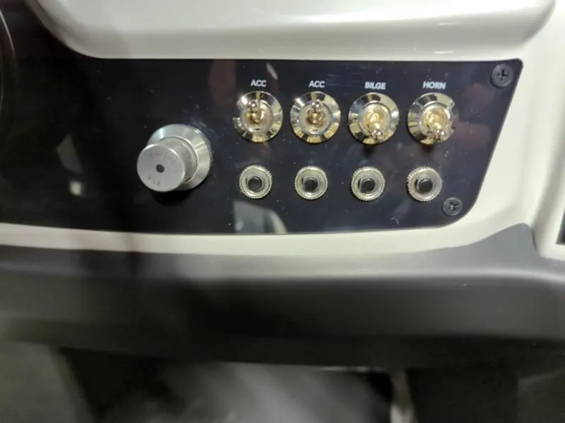 Slide: The Image of Cabrio C24UC 2026 - 18