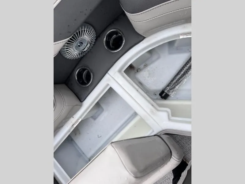 Slide: The Image of Cabrio C22Q 2026 - 18