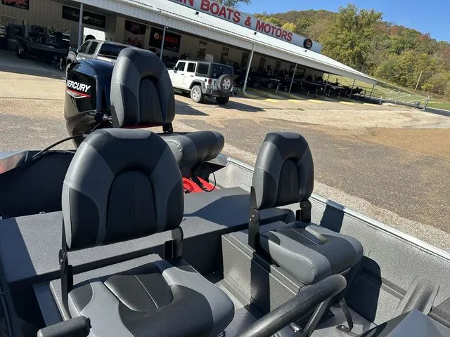 Slide: The Image of Alweld 1752J Jet 2025 - 6