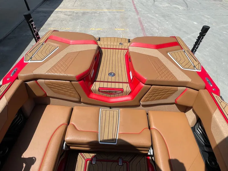 Slide: The Image of Nautique G23 2023 - 28