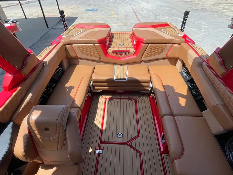 Slide: The Image of Nautique G23 2023 - 32