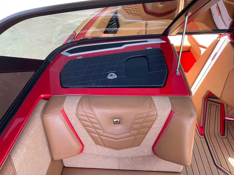 Slide: The Image of Nautique G23 2023 - 33