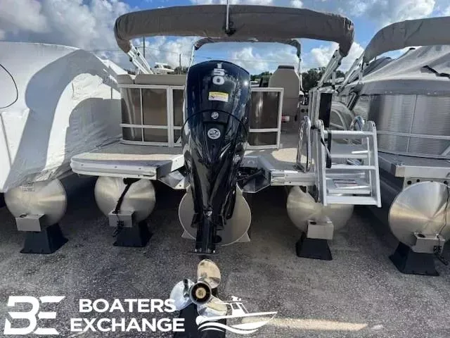 Slide: The Image of Bennington 21SL 2026 - 2