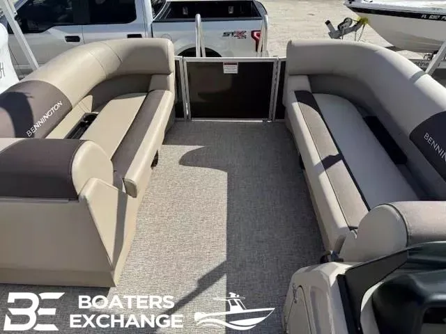 Slide: The Image of Bennington 21SL 2026 - 8