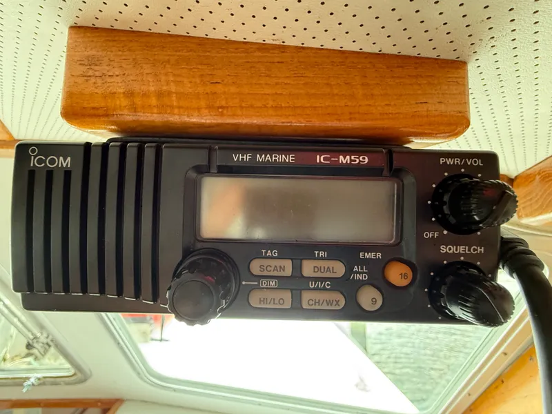 Slide: The Image of Icom VHF Marine IC-M59 radio on 1998 Wilbur 38 Downeast boat. - 14