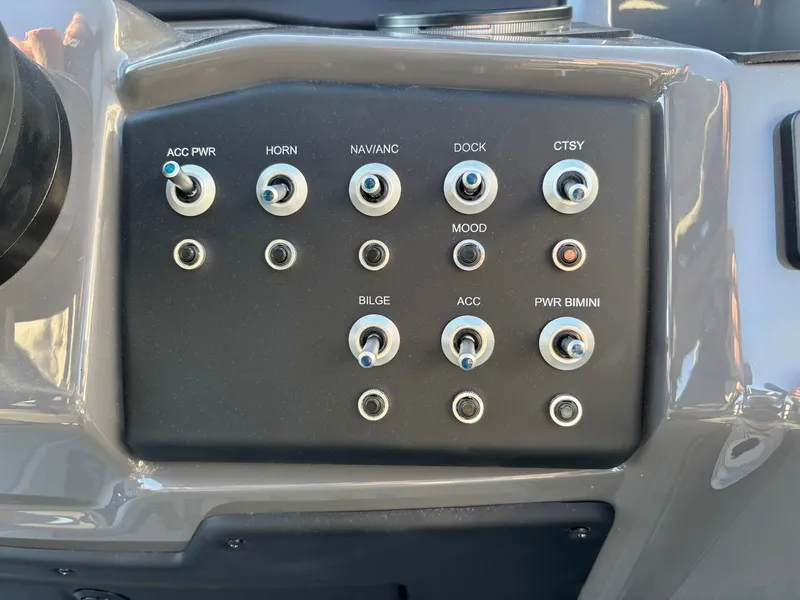 Slide: The Image of Evotti 521 CS 2026 - 18