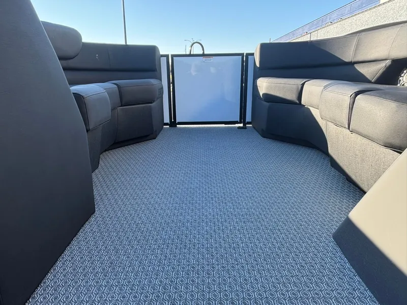 Slide: The Image of Evotti 521 CS 2026 - 25