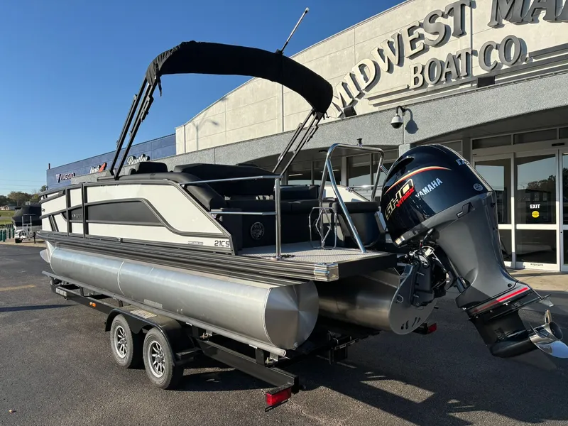 Slide: The Image of Evotti 521 CS 2026 - 33