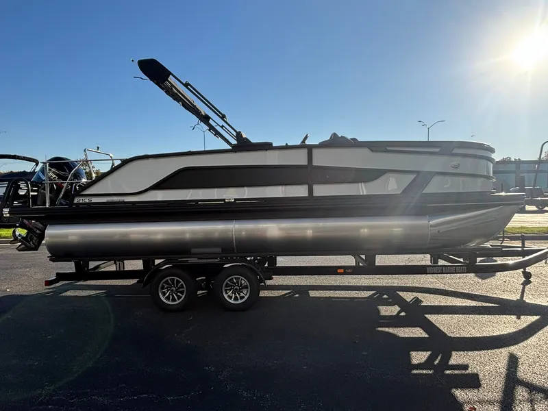 Slide: The Image of Evotti 521 CS 2026 - 36