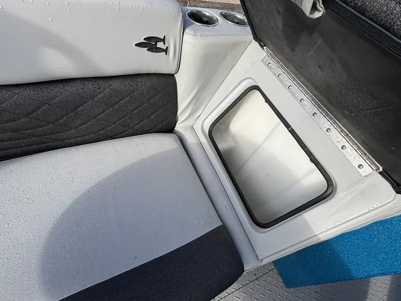 Slide: The Image of SeaArk Easy Cat 2026 - 14