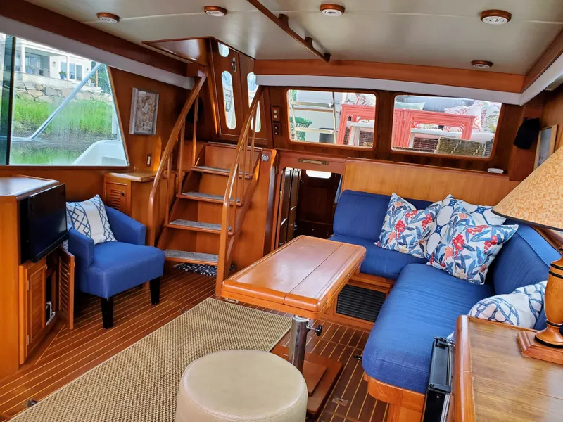 Slide: The Image of Salon - 15