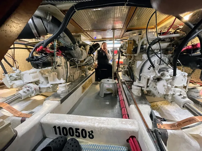 Slide: The Image of Engine Room - 39