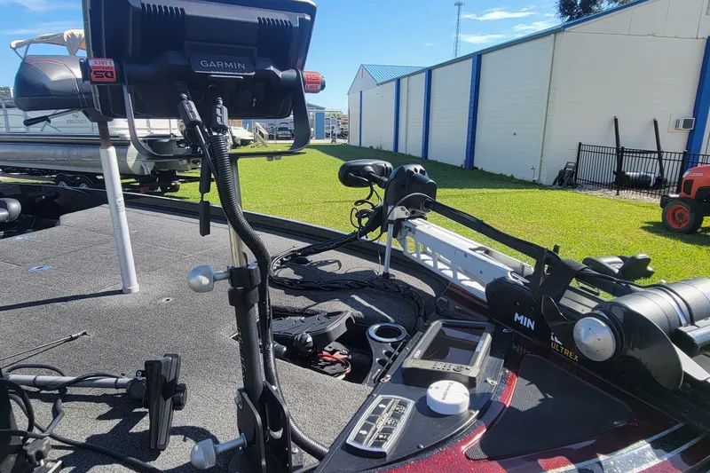 Slide: The Image of 2017 Nitro Z21 Pro boat deck with Garmin electronics and Minn Kota trolling motor. - 13