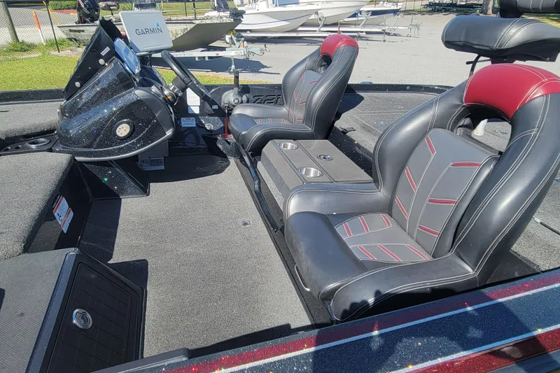 Slide: The Image of 2017 Nitro Z21 Pro boat interior with dual seats and steering console. - 9