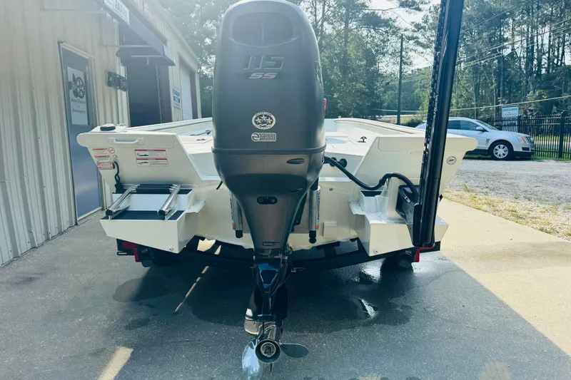 Slide: The Image of 2024 SeaArk Shadow 19 v boat at Abita Marine & Powersports dealership. - 5