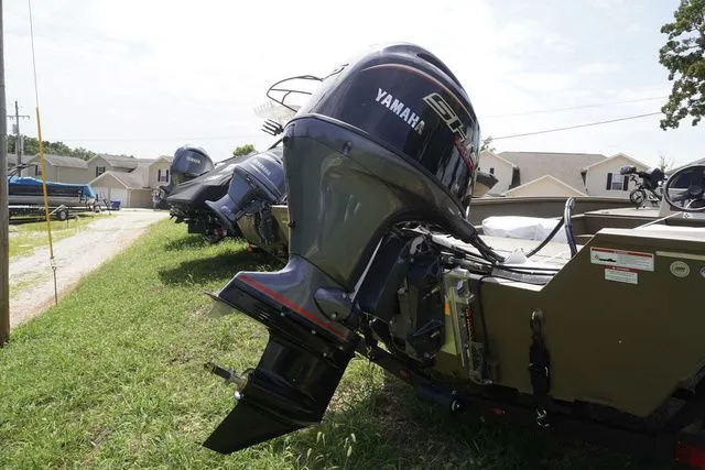 Slide: The Image of G3 Gator Tough 20 SC 2025 - 4