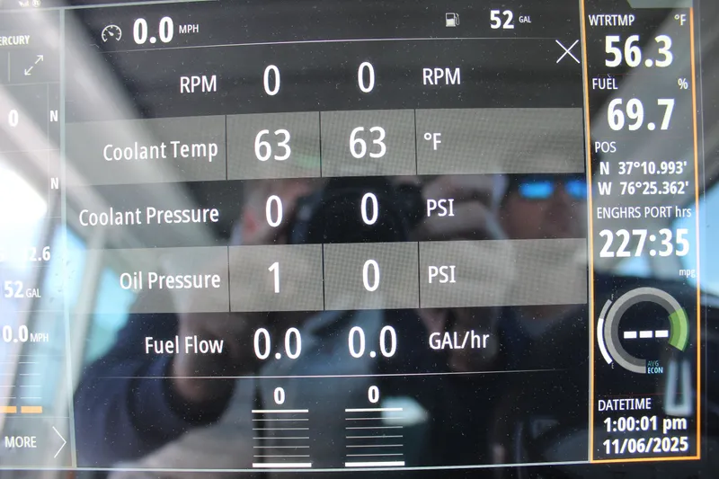 Slide: The Image of Axopar Aft Cabin 2022 - 35