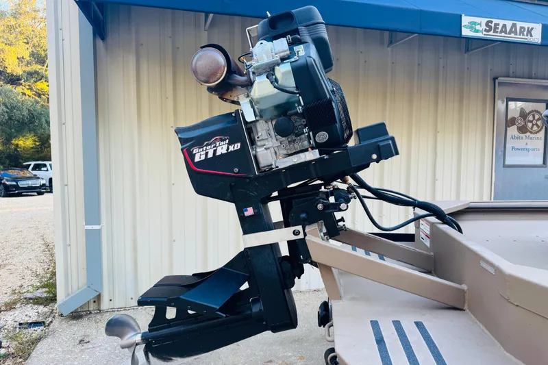 Slide: The Image of 2025 SeaArk Mud Runner 180 with Gator Tail GTR XD motor at Abita Marine Powersports. - 5