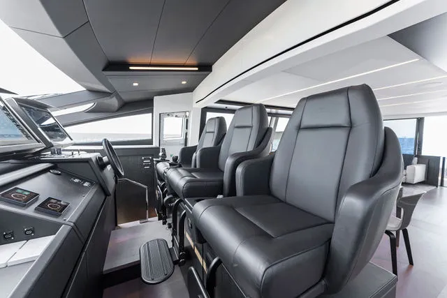 Slide: The Image of Pershing 9X 2019 - 127